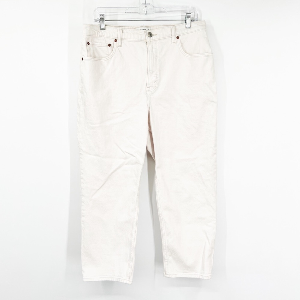 Abercrombie & Fitch Curve Love The Ankle Straight Jeans Ultra High Rise SHORT